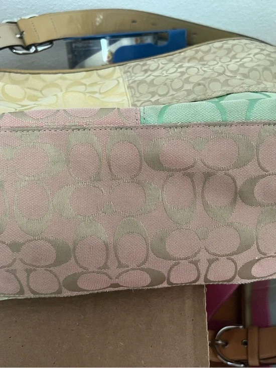 Vintage Coach pastel patchwork shoulder bag - Picture 3 of 10